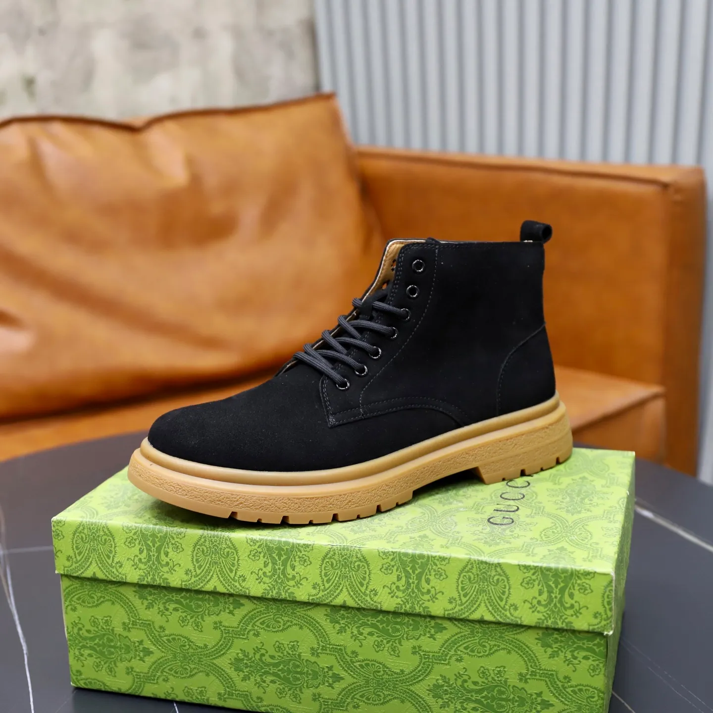 Men's shoes: 440💰Fleece lining, pigskin lining🙅‍♂️🙅‍♂️🙅‍♂️ Brand: GUCCI Standard code: 38–44 (45 can be customized) Grade: Same as the official website Material: Original cowhide fabric Comfortable pigskin + plush lining (optional) Lightweight and wear-resistant outsole Style category: Men's fashion casual shoes and boots Running Sports shoes, distinguished luxury brand elements, top luxury, color: actual picture color